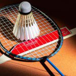 Zasady gry w badmintona – nauka krok po kroku!